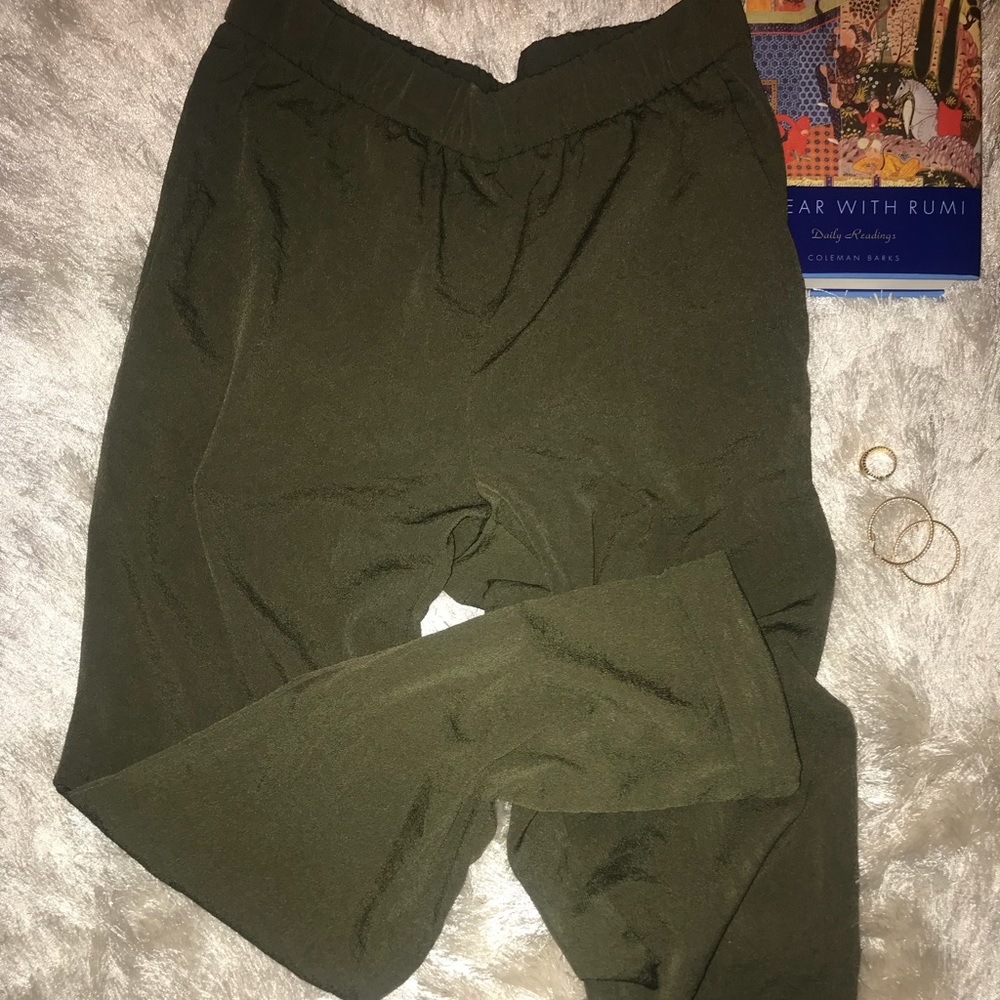 Olive green trouser pants